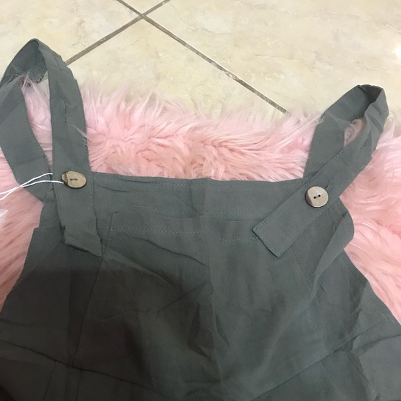 Kamidun jumpsuit💚 - Picture 9 of 12